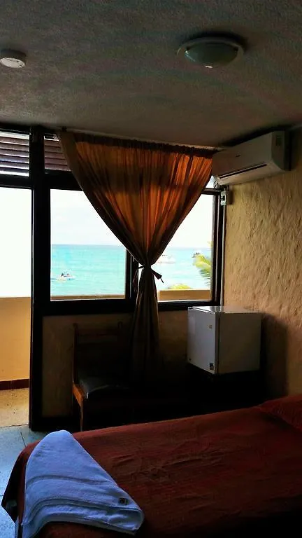 Hostal Estrella De Mar Puerto Ayora  0*, Puerto Ayora (Galapagos Islands) Ecuador