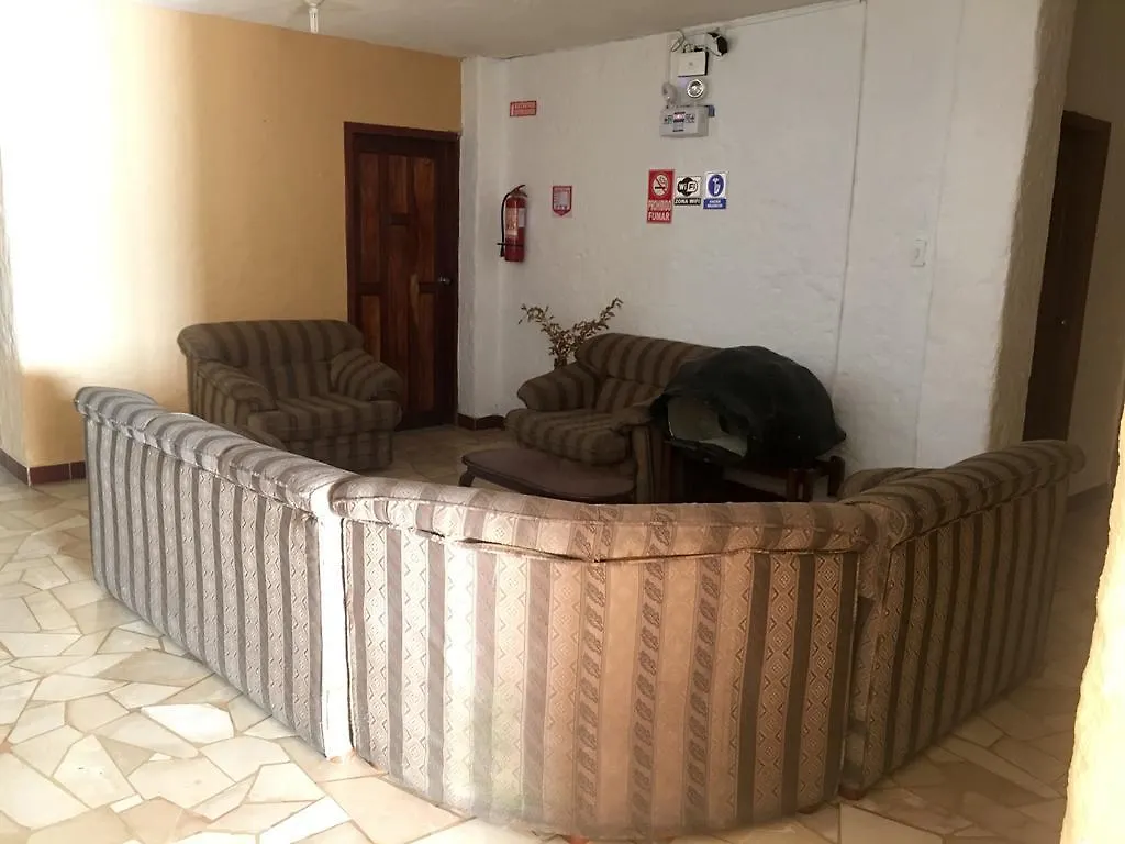 Hostal Estrella De Mar Puerto Ayora  Ecuador
