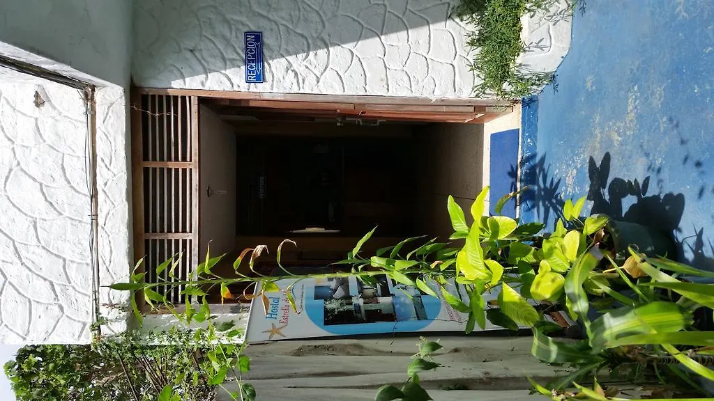 Hostal Estrella De Mar Puerto Ayora  0*, Puerto Ayora (Galapagos Islands)