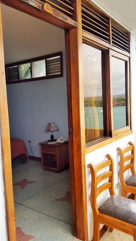 Hostal Estrella De Mar Puerto Ayora  Puerto Ayora (Galapagos Islands)