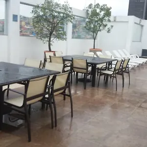 Puerto Santana Luxury Ecuador